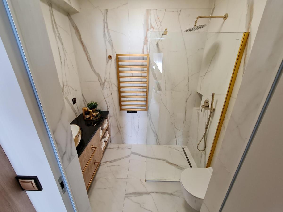 Apartamenty Hallera 4 야로친 외부 사진