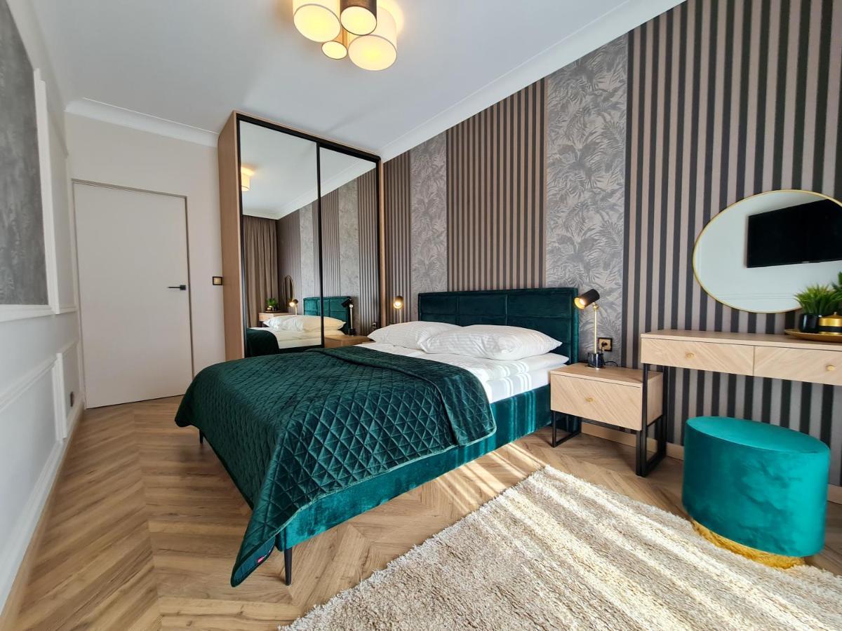 Apartamenty Hallera 4 야로친 외부 사진