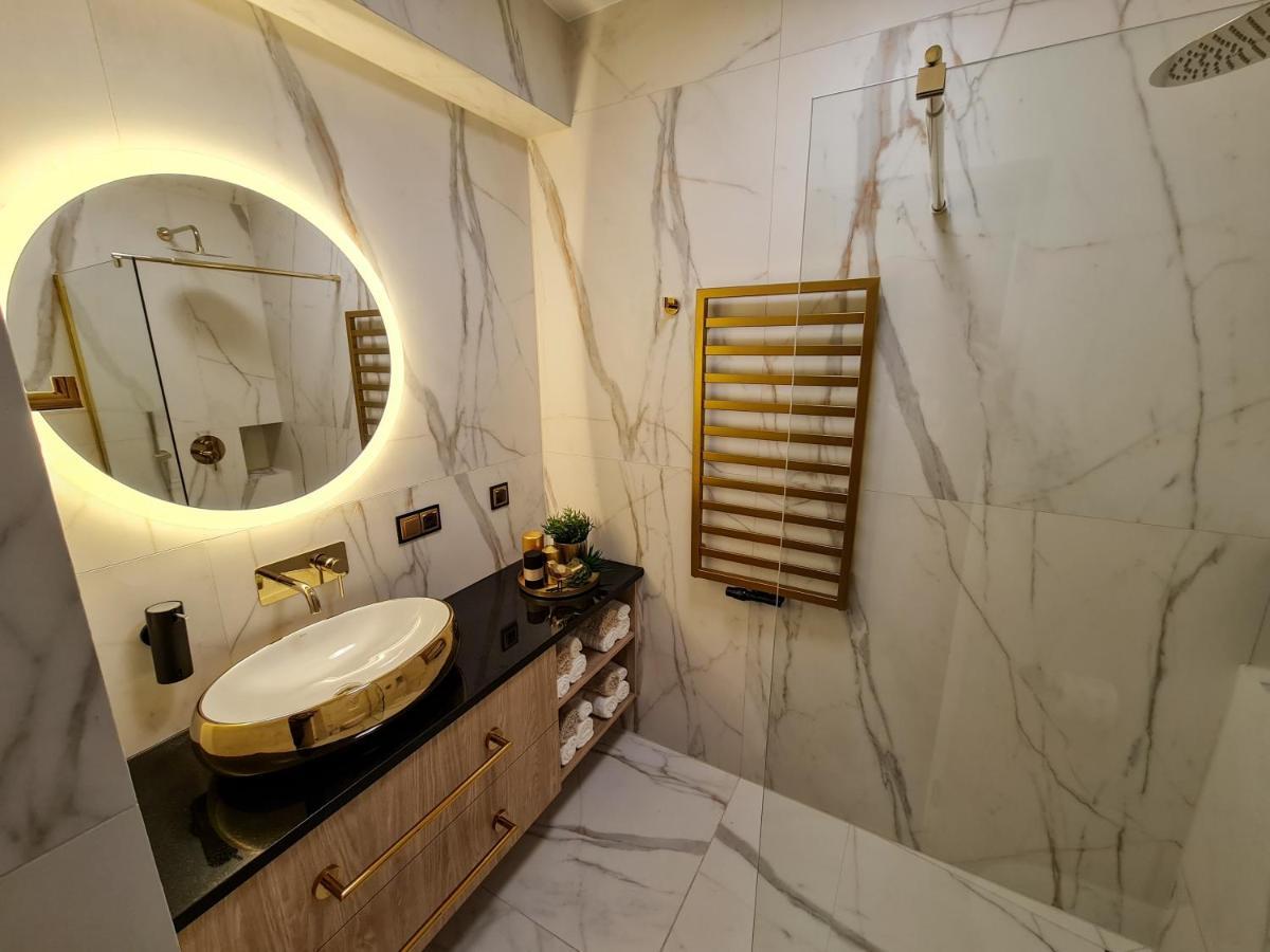 Apartamenty Hallera 4 야로친 외부 사진