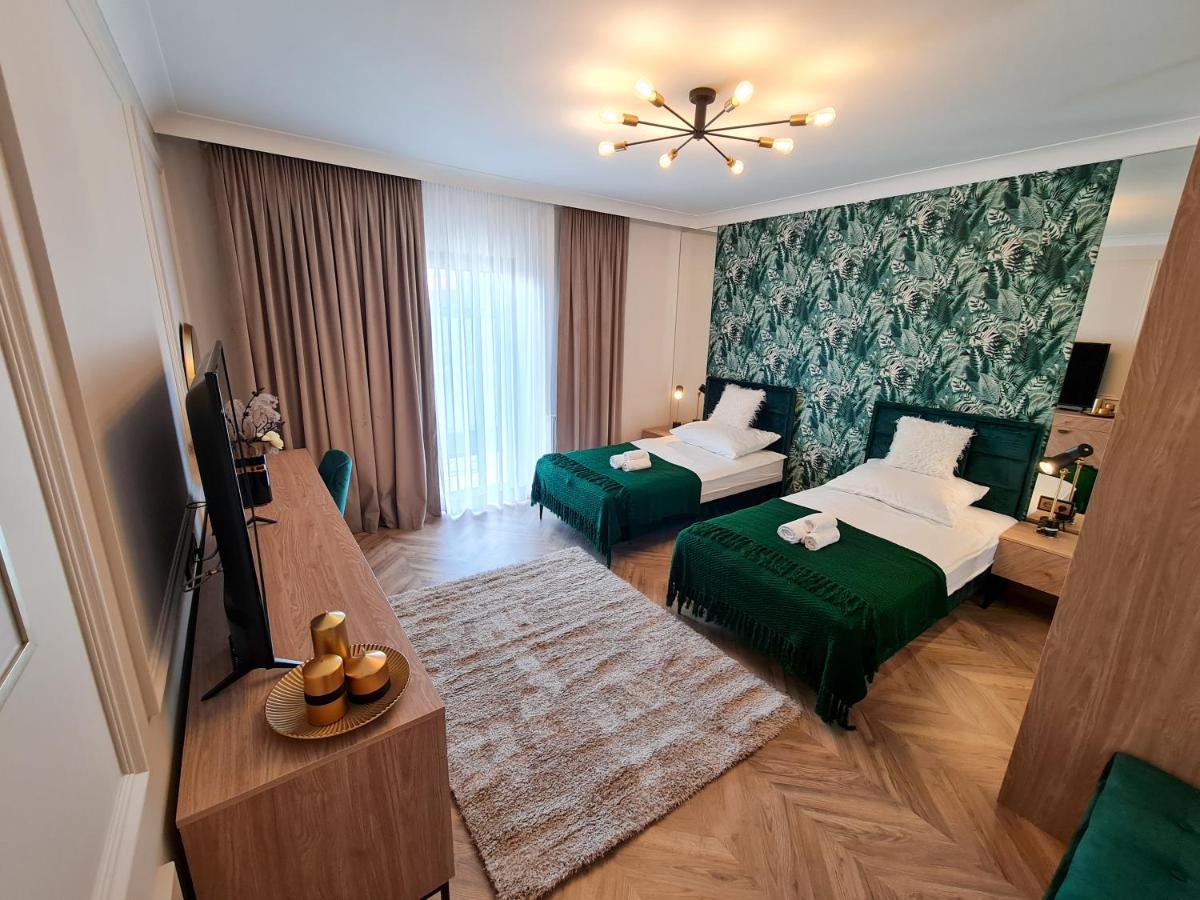 Apartamenty Hallera 4 야로친 외부 사진